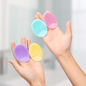 soft silicone face scrubber – facial cleansing & exfoliating pad for deep pore cleaning and blackhead removal (pink)